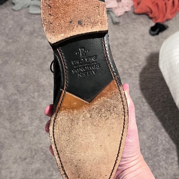 MAKE AN OFFER — Allen Edmonds McAllister Wingtip Oxford Dress Shoe, Size 8.5 EEE main image 14